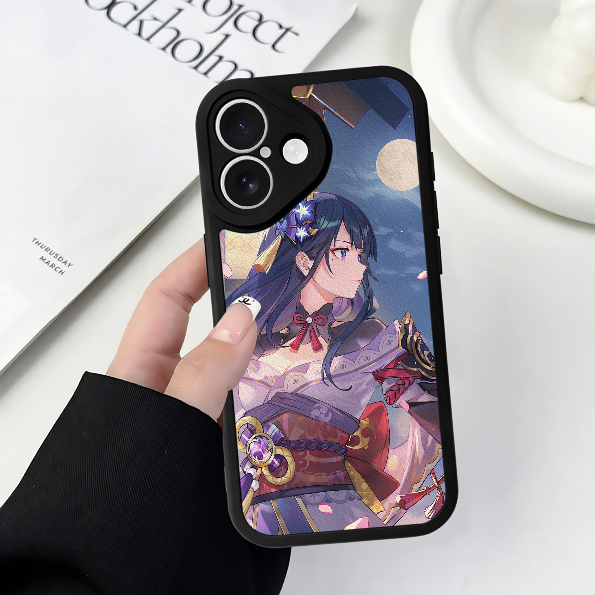 げんし神 genshin 【iPhone 16シリーズ対応】シリコンスマホケース（レザー調） 材質：シリコン